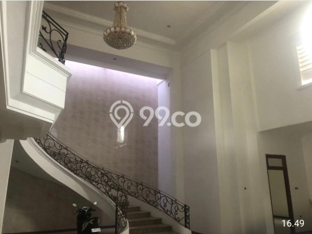 Rumah Elit Modern Siap Huni di Ketintang Surabaya Rumah Elit Modern Siap Huni di Ketintang Surabaya