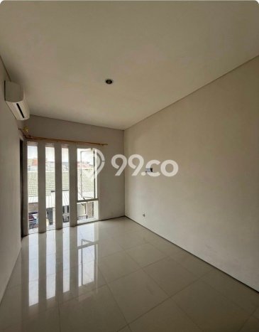 Dijual Hunian Rumah Terawat 5 KT di Keputih, Surabaya Dijual Hunian Rumah Terawat 5 KT di Keputih, Surabaya