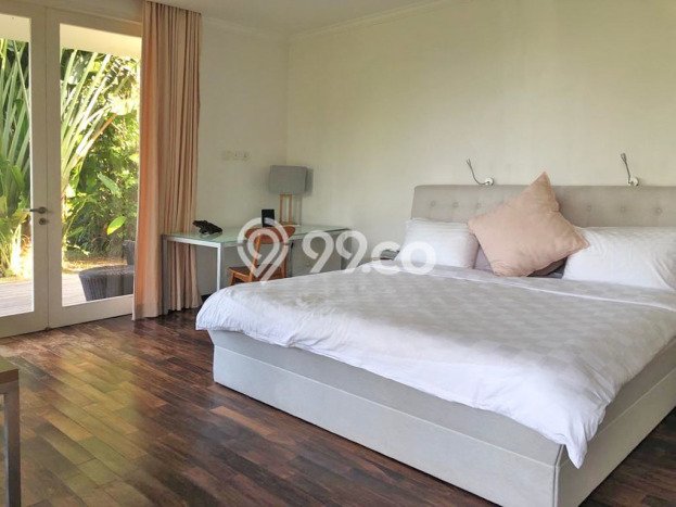Ready to Use! Luxury House LT 2834m2 Desain Modern di Ketewel Ready to Use! Luxury House LT 2834m2 Desain Modern di Ketewel