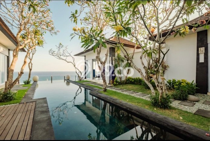 Dijual Rumah Mewah Megah Dengan View Eksklusif di Bukit, Badung Dijual Rumah Mewah Megah Dengan View Eksklusif di Bukit, Badung