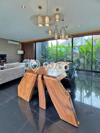 Rumah Elit Modern Tanpa Renovasi di canggu Badung Rumah Elit Modern Tanpa Renovasi di canggu Badung