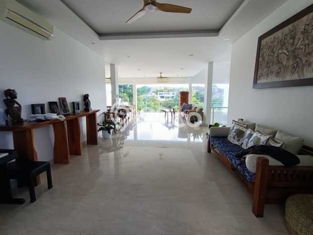 Rumah Elit LB 616m2 Siap Huni Desain Elegan di Ungasan, Badung Rumah Elit LB 616m2 Siap Huni Desain Elegan di Ungasan, Badung