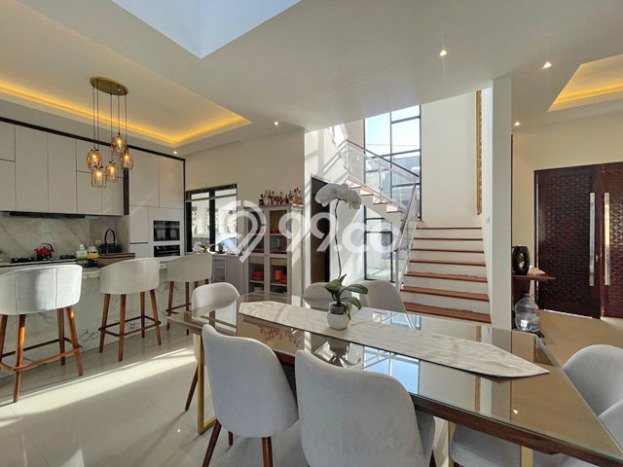 Ready to Use! Premium House LT 255m2 Desain Elegan di Ungasan Ready to Use! Premium House LT 255m2 Desain Elegan di Ungasan