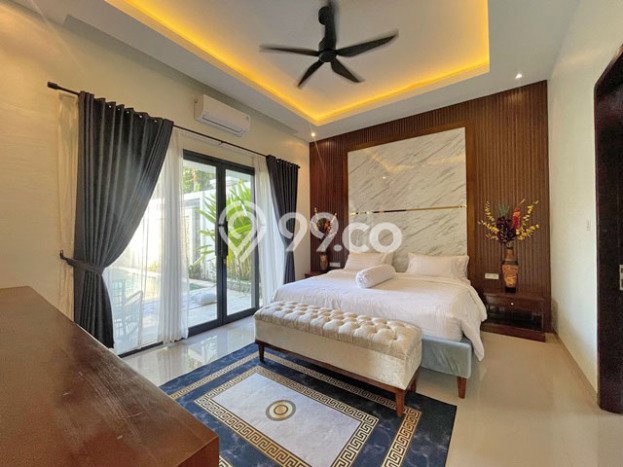 Ready to Use! Premium House LT 255m2 Desain Elegan di Ungasan Ready to Use! Premium House LT 255m2 Desain Elegan di Ungasan
