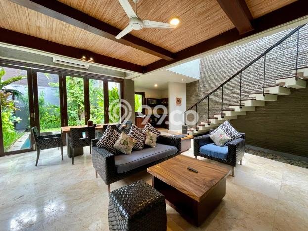 Hunian Elit LB 249m2 Siap Pakai Desain Elegan di Seminyak, Badung Hunian Elit LB 249m2 Siap Pakai Desain Elegan di Seminyak, Badung