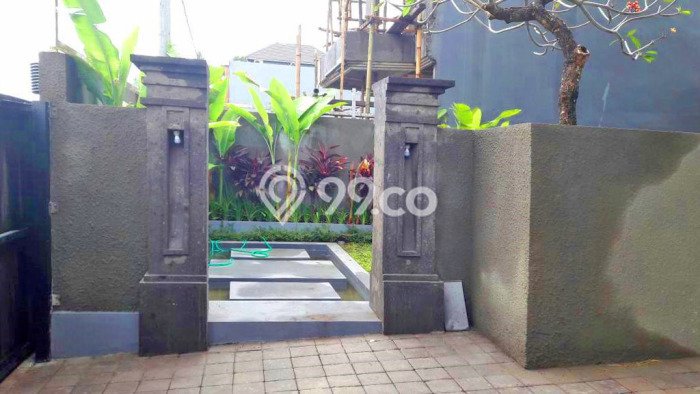 Ready to Use! Premium House LT 200m2 Desain Modern di Ketewel Ready to Use! Premium House LT 200m2 Desain Modern di Ketewel