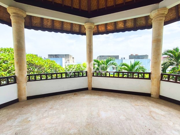 For Sale! Luxury House LT 322m2 Desain Elegan di Keramas For Sale! Luxury House LT 322m2 Desain Elegan di Keramas