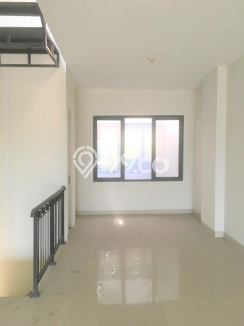 FOR RENT! Ruko di Kemang Cocok untuk Bisnis 225m2 FOR RENT! Ruko di Kemang Cocok untuk Bisnis 225m2
