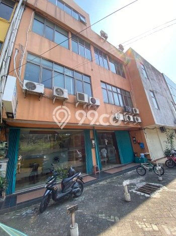 Ruko Paling Dicari LB 490m2 Dijual di Ciputat Ruko Paling Dicari LB 490m2 Dijual di Ciputat