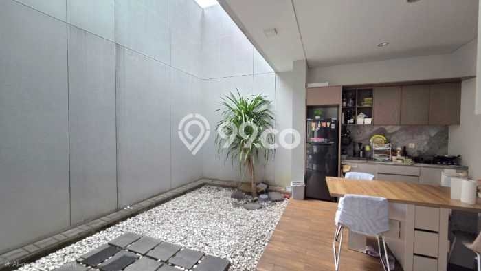 Jual Rumah Mewah Megah Dengan View Eksklusif di Summarecon Bandung, Bandung Jual Rumah Mewah Megah Dengan View Eksklusif di Summarecon Bandung, Bandung