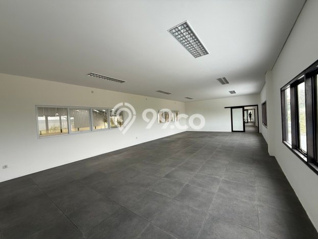 Gudang Paling Dicari LB 4300m2 Dijual di Lippo Cikarang Gudang Paling Dicari LB 4300m2 Dijual di Lippo Cikarang