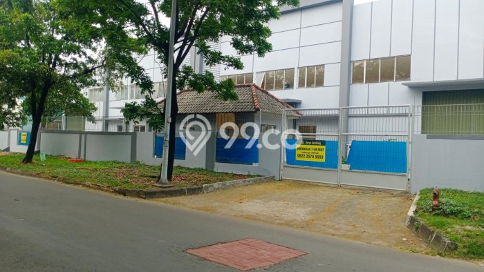 Unit Gudang Disewakan di Cikarang di Area Ramai & Strategis Unit Gudang Disewakan di Cikarang di Area Ramai & Strategis