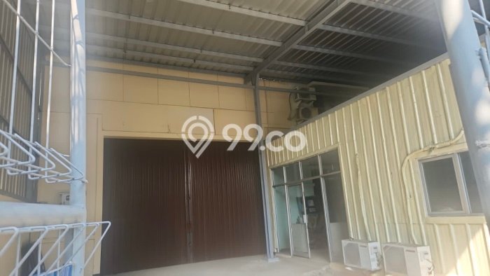 Unit Pabrik Dijual di Bekasi LT 360m2 & LB 200m2 Unit Pabrik Dijual di Bekasi LT 360m2 & LB 200m2