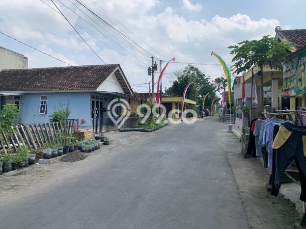 Rumah Strategis Ngaglik, Sleman, Luas 113m2m² Bangunan 163m2m² Rumah Strategis Ngaglik, Sleman, Luas 113m2m² Bangunan 163m2m²
