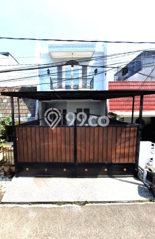 Jual Rumah Luas Megah Dengan View Eksklusif di Pondok Indah, Jakarta Selatan Jual Rumah Luas Megah Dengan View Eksklusif di Pondok Indah, Jakarta Selatan