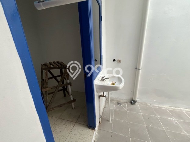 Disewakan! Rumah 5 Kamar Tidur &
2 Kamar Mandi di Gading Serpong, Tangerang Disewakan! Rumah 5 Kamar Tidur &
2 Kamar Mandi di Gading Serpong, Tangerang