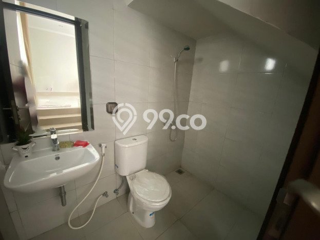 Dijual Rumah 3 Kamar Lokasi Ideal Bagus dan Strategis di BSD Dijual Rumah 3 Kamar Lokasi Ideal Bagus dan Strategis di BSD
