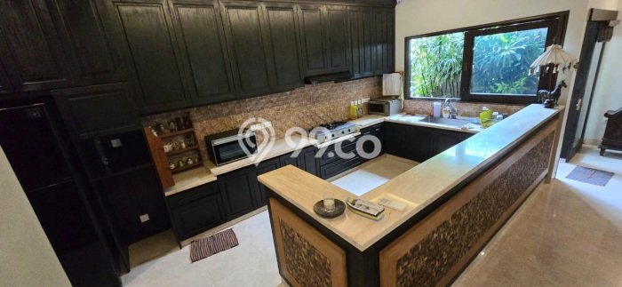 LOKASI PREMIUM! Vila di , Area 0m2m², Akses Mudah Fasilitas Umum LOKASI PREMIUM! Vila di , Area 0m2m², Akses Mudah Fasilitas Umum