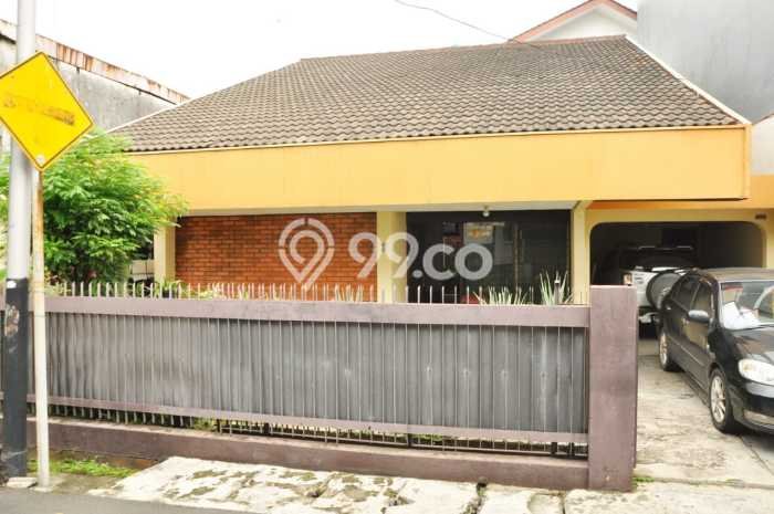 Jual Cepat Rumah LT 250m² / LB 198m² di Pusat Kota Kebayoran Baru, Jakarta Selatan Jual Cepat Rumah LT 250m² / LB 198m² di Pusat Kota Kebayoran Baru, Jakarta Selatan