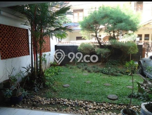 Ready to Use! Premium House LT 303m2 Desain Elegan di Jatiwaringin Ready to Use! Premium House LT 303m2 Desain Elegan di Jatiwaringin