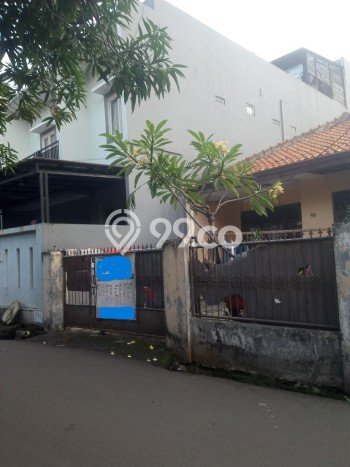 Rumah Akses Mudah di Cipete, Jakarta Selatan, LT 127m² LB 90m² Rumah Akses Mudah di Cipete, Jakarta Selatan, LT 127m² LB 90m²