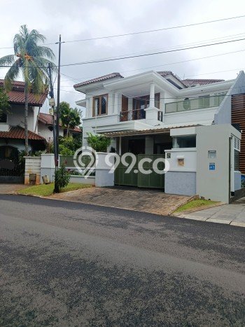Siap Huni Hunian Elit 4 Kamar di Kebayoran Lama Dekat ke Mana Pun Siap Huni Hunian Elit 4 Kamar di Kebayoran Lama Dekat ke Mana Pun