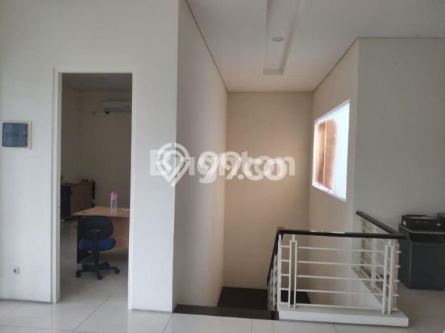 Rumah Siap Huni 4 KT 4 KM di , Surabaya Rumah Siap Huni 4 KT 4 KM di , Surabaya