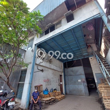 Unit Gudang Dijual di Menganti Gresik Luas Tanah 2330m2, Luas Bangunan 1385m2 Unit Gudang Dijual di Menganti Gresik Luas Tanah 2330m2, Luas Bangunan 1385m2