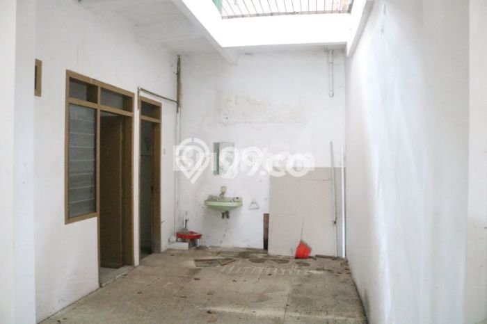 Ruko Kawasan Komersial di , Luas 190m2m², Prospektif Ruko Kawasan Komersial di , Luas 190m2m², Prospektif