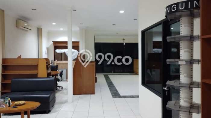 Ruko Komersial Dijual di Jatinegara Jakarta Timur LT 348m2 & LB 504m2 Ruko Komersial Dijual di Jatinegara Jakarta Timur LT 348m2 & LB 504m2