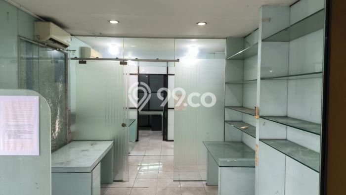 Gudang bagus disewakan di Cengkareng Jakarta Barat dengan LB 360m2 harga sewa terbaik Gudang bagus disewakan di Cengkareng Jakarta Barat dengan LB 360m2 harga sewa terbaik