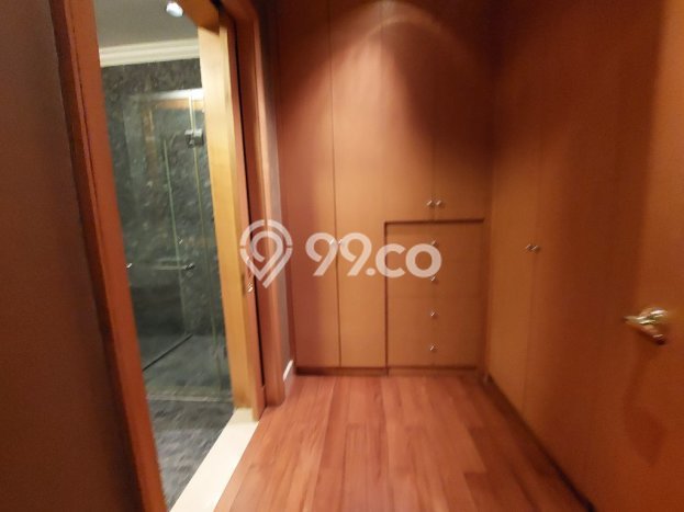 Hunian Apartemen Eksklusif untuk Dijual di Jakarta Selatan dengan 4 BR & 4 Kamar Mandi Hunian Apartemen Eksklusif untuk Dijual di Jakarta Selatan dengan 4 BR & 4 Kamar Mandi