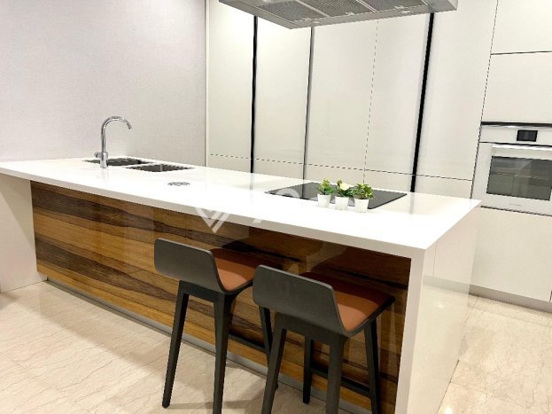 FOR SALE Hunian Apartemen Luxury di Kebayoran Baru dengan 2 Kamar Tidur & Luas 147m2 FOR SALE Hunian Apartemen Luxury di Kebayoran Baru dengan 2 Kamar Tidur & Luas 147m2