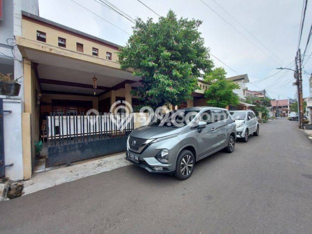 Hunian Mewah LB 128m2 Siap Pakai Desain Elegan di Pulo Asem, Jakarta Timur Hunian Mewah LB 128m2 Siap Pakai Desain Elegan di Pulo Asem, Jakarta Timur