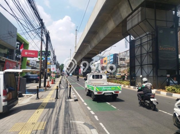 Ruko Kawasan Fatmawati, Luas 450m², For Rent, Kawasan Bisnis, Ready Pakai Ruko Kawasan Fatmawati, Luas 450m², For Rent, Kawasan Bisnis, Ready Pakai