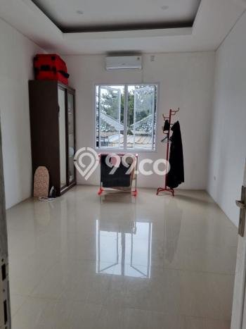 Rumah Modern 4 KT di Sentul City Bogor Semi Furnished Rumah Modern 4 KT di Sentul City Bogor Semi Furnished