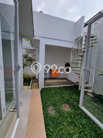 Rumah Modern 4 KT di Sentul City Bogor Semi Furnished Rumah Modern 4 KT di Sentul City Bogor Semi Furnished