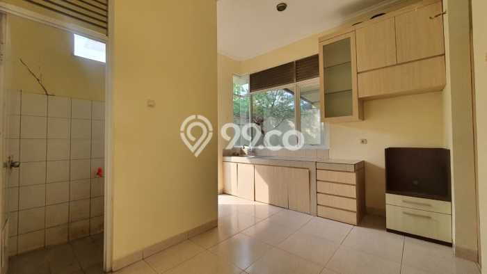 Rumah Modern Green Patio Cibinong Siap Huni Tanah Luas Rumah Modern Green Patio Cibinong Siap Huni Tanah Luas