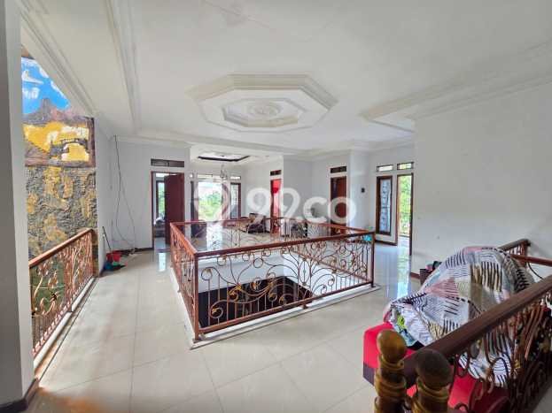 Rumah Mewah LB 700m2 Siap Pakai Desain Elegan di baranangsiang, Bogor Rumah Mewah LB 700m2 Siap Pakai Desain Elegan di baranangsiang, Bogor