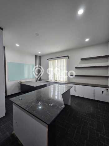 Dijual! Ruko di Pantai Indah Kapuk Jakarta Utara LT 75m2 / LB 200m2 Kawasan Bisnis Dijual! Ruko di Pantai Indah Kapuk Jakarta Utara LT 75m2 / LB 200m2 Kawasan Bisnis