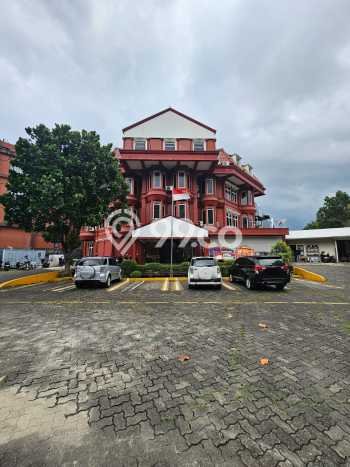 Kantor Dijual di Prime Area Jakarta Selatan Luas 1640m2 Kantor Dijual di Prime Area Jakarta Selatan Luas 1640m2
