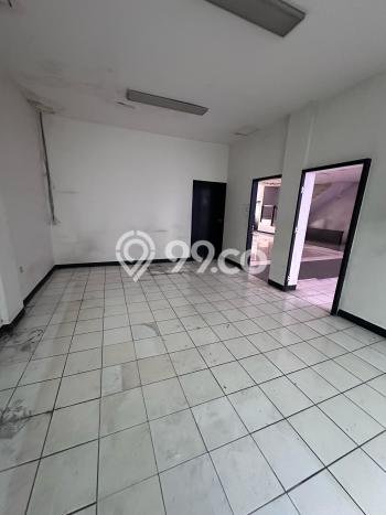 Ruko Dijual di Prime Area Jakarta Selatan Luas 873m2 Ruko Dijual di Prime Area Jakarta Selatan Luas 873m2