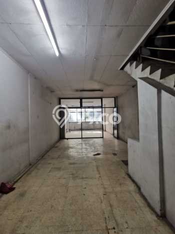 Unit Ruko Dijual di Jakarta Pusat LT 75m2 & LB 292m2 Unit Ruko Dijual di Jakarta Pusat LT 75m2 & LB 292m2