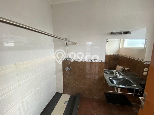 Rumah sewa siap huni 6 KT di Pluit, Jakarta Utara Rumah sewa siap huni 6 KT di Pluit, Jakarta Utara