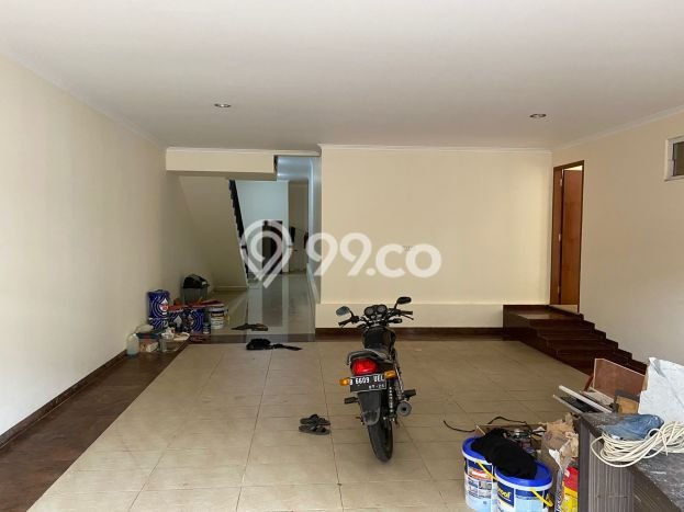 Rumah sewa siap huni 6 KT di Pluit, Jakarta Utara Rumah sewa siap huni 6 KT di Pluit, Jakarta Utara