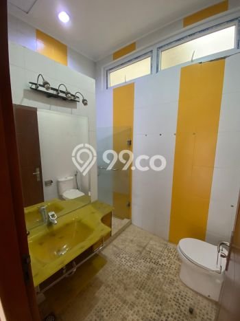 Rumah sewa siap huni 6 KT di Pluit, Jakarta Utara Rumah sewa siap huni 6 KT di Pluit, Jakarta Utara