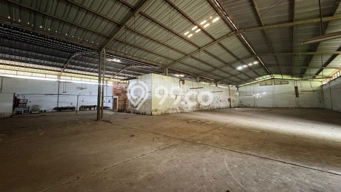 Gudang Dijual di Jakarta Utara LT 3830m2 & LB 1080m2 Lokasi Terbaik! Gudang Dijual di Jakarta Utara LT 3830m2 & LB 1080m2 Lokasi Terbaik!
