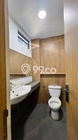Gudang Premium Kawasan , Luas 297m2m², Pusat Komersial, Akses Tangerang, Tangerang Gudang Premium Kawasan , Luas 297m2m², Pusat Komersial, Akses Tangerang, Tangerang