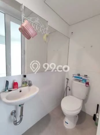 Disewakan! Rumah 1 Kamar Tidur &
1 Kamar Mandi di BSD, Tangerang Disewakan! Rumah 1 Kamar Tidur &
1 Kamar Mandi di BSD, Tangerang