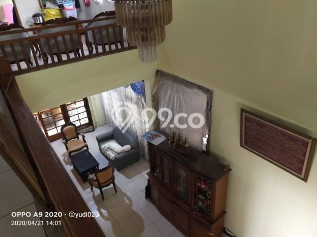 Rumah Mewah LB 398m2 Siap Pakai Desain Elegan di Cijagra, Bandung Rumah Mewah LB 398m2 Siap Pakai Desain Elegan di Cijagra, Bandung
